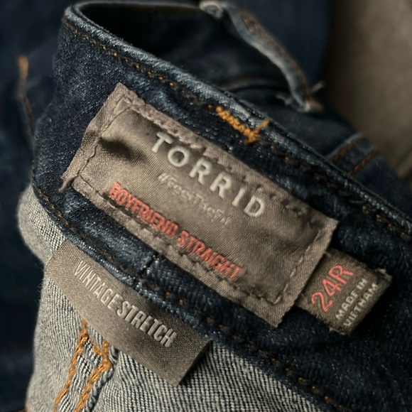 torrid Denim - Perfect Boyfriend Vintage Stretch Mid Rise Jeans